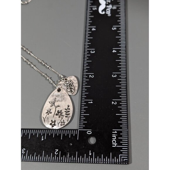 Boho Silver Tone Flower Teardrop Heart Charm Long Necklace 36" - Picture 5 of 7